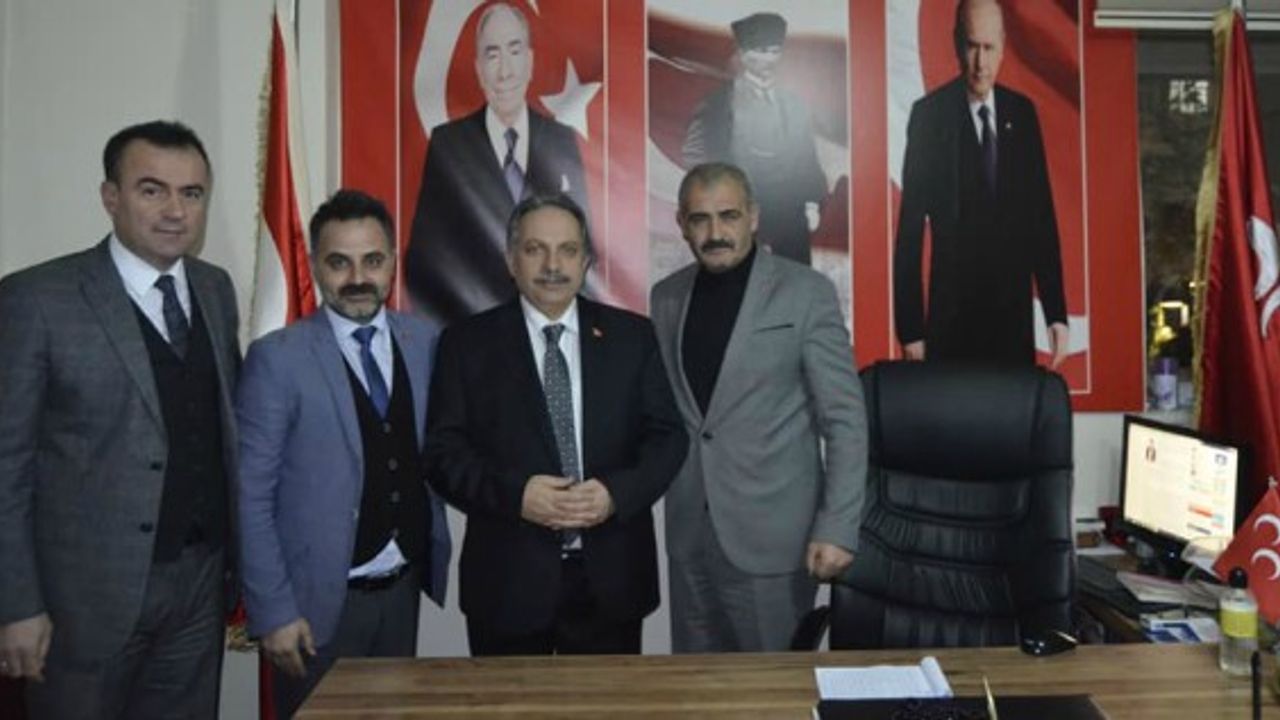 Cumhur İttifakı Talas Belediye Başkan Adayı Mustafa Yalçın MHP ilçe teşkilatını ziyaret etti