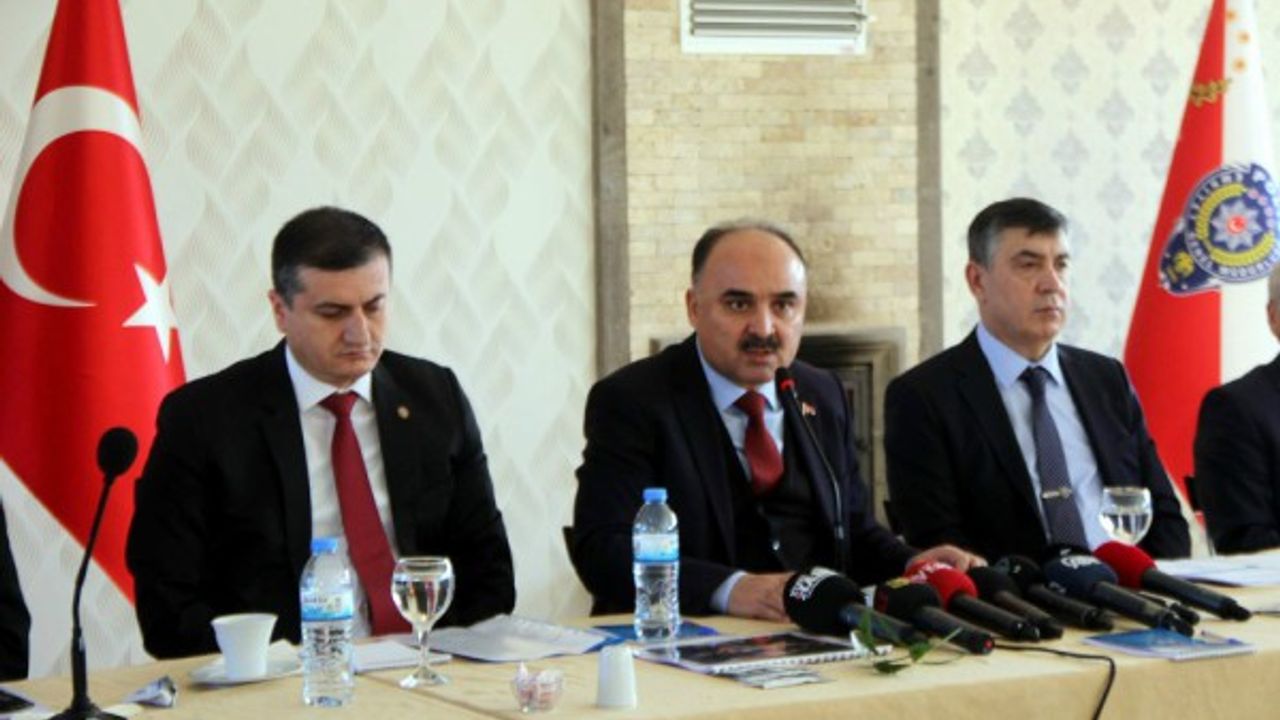 “Emniyet ve jandarma teşkilatı başarılı bir yıl geçirdi”