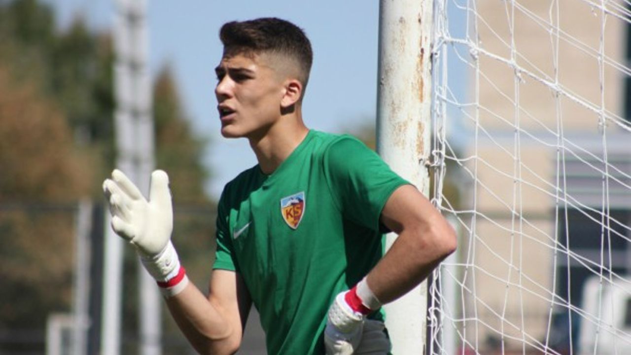 Kayserispor’dan Doğan Alemdar ve Nurettin Korkmaz kadroya çağrıldı 