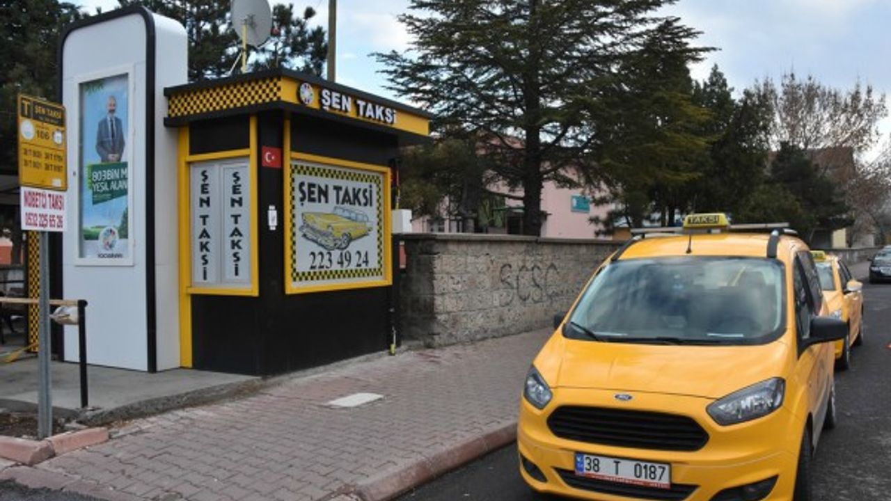 Kocasinan Belediyesi 21 taksi durağını yeniledi 