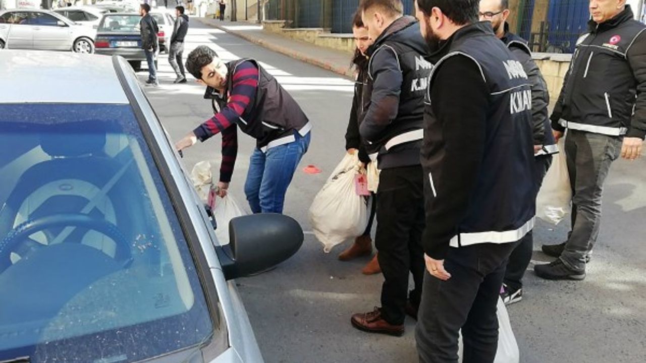 Oto kurtarıcıdan 103 kilo eroin çıktı 