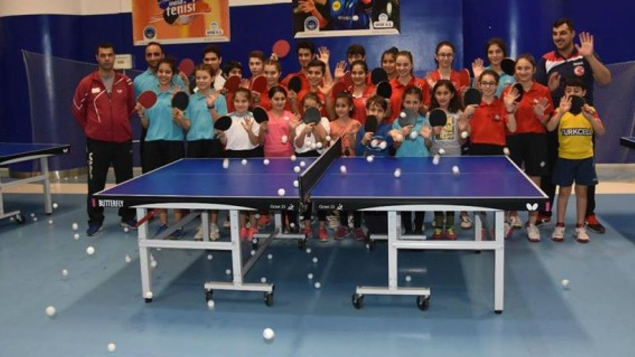 “Soğuk Zamanlarda Sıcak Salonlarımızda Spora” projesi başladı 
