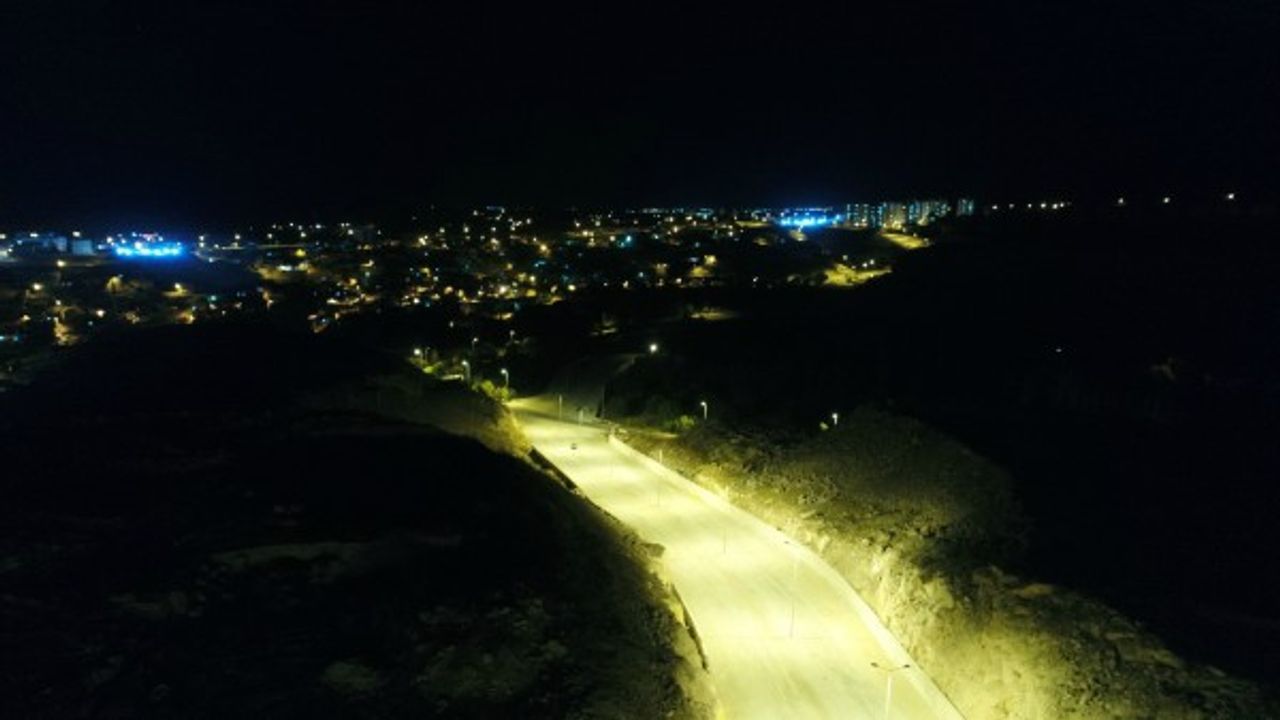 İncesu’da sıcak asfalt, yol çizgisi ve aydınlatma çalışmaları tamamlandı