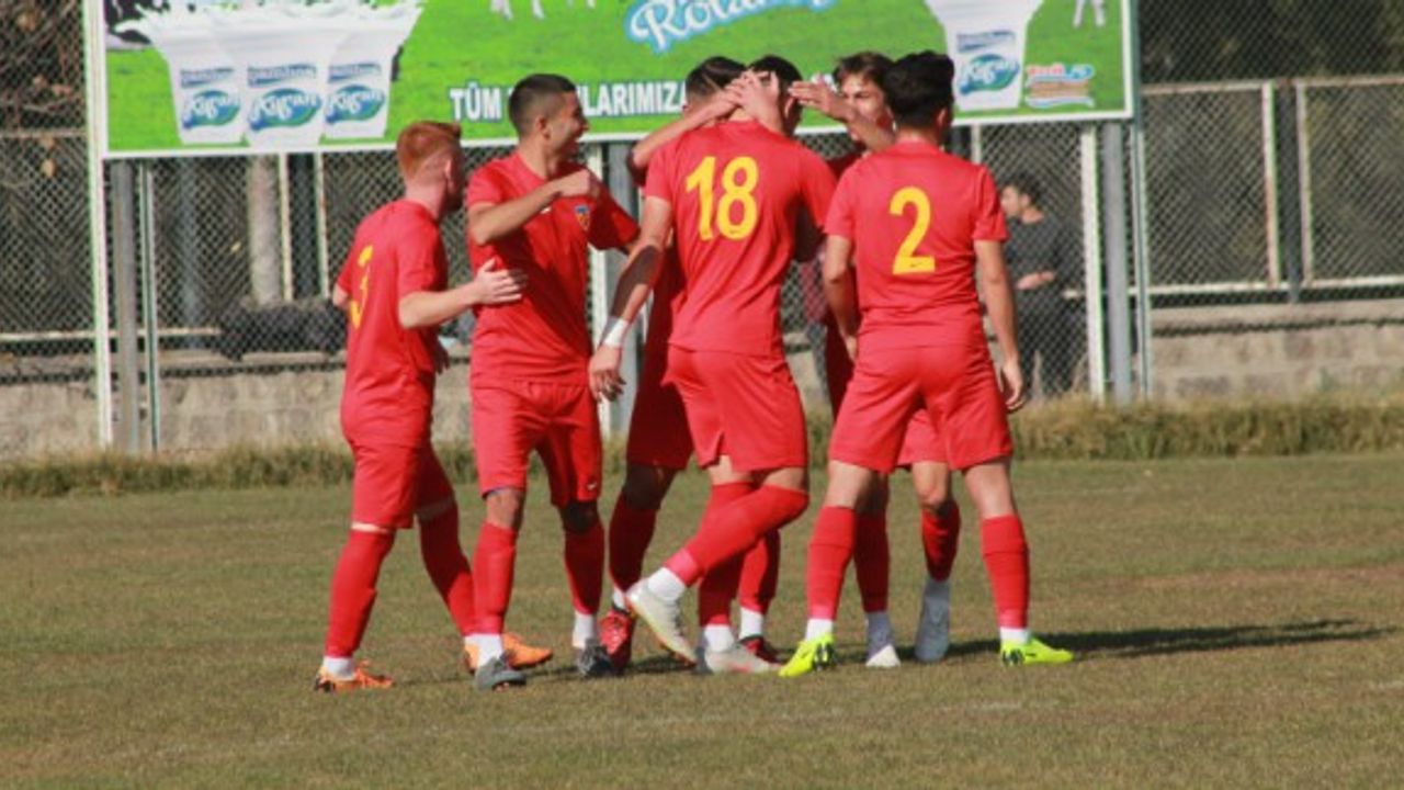 İstikbal Mobilya Kayserispor U-21 takımının konuğu Bursaspor U-21 