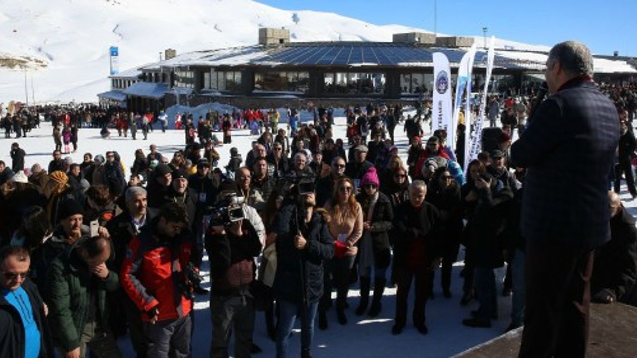 30 ilden gelen gazeteciler Erciyes’te buluştu 
