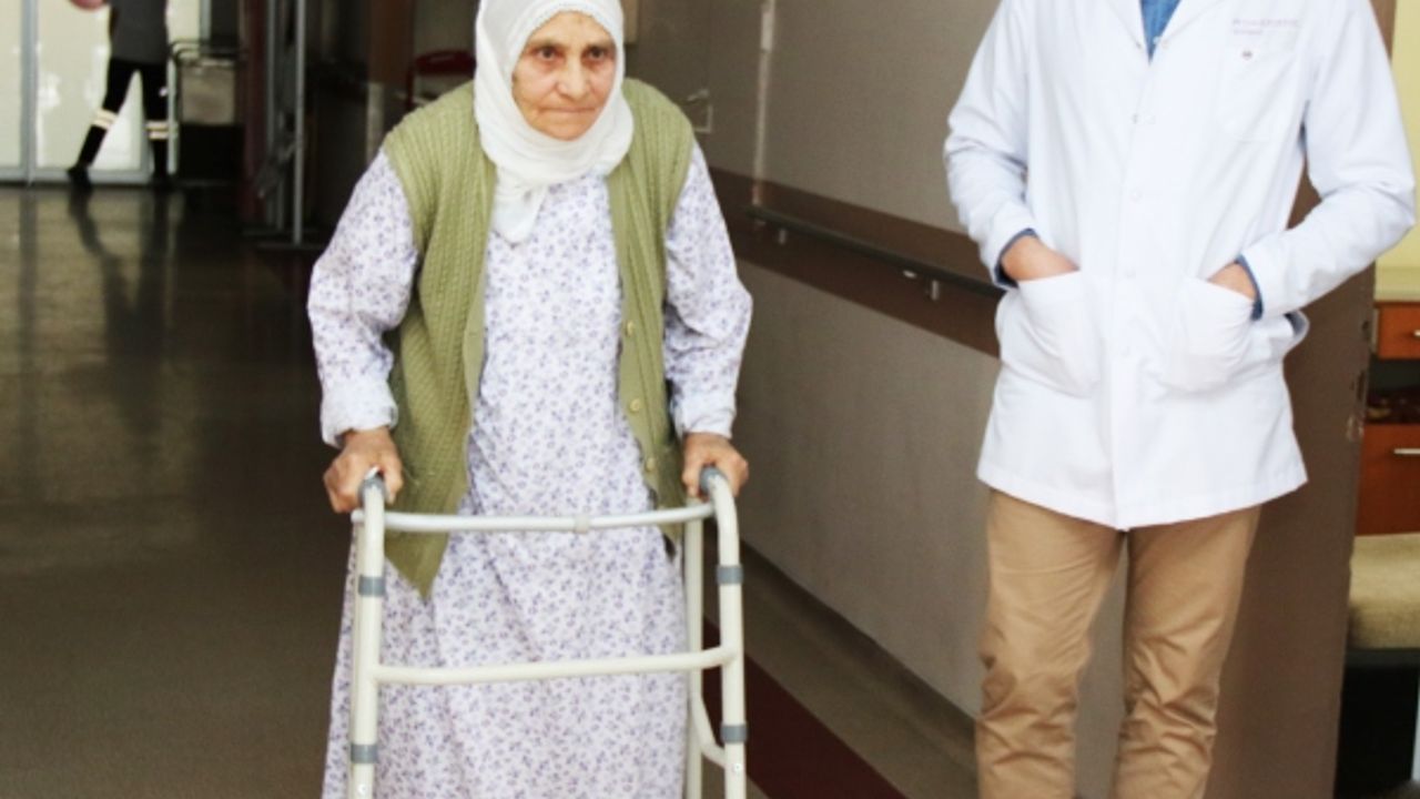 83 Yaşındaki Nazmiye Nine Şifayı Develi Hatice Muammer Kocatürk Devlet Hastanesi’nde buldu 