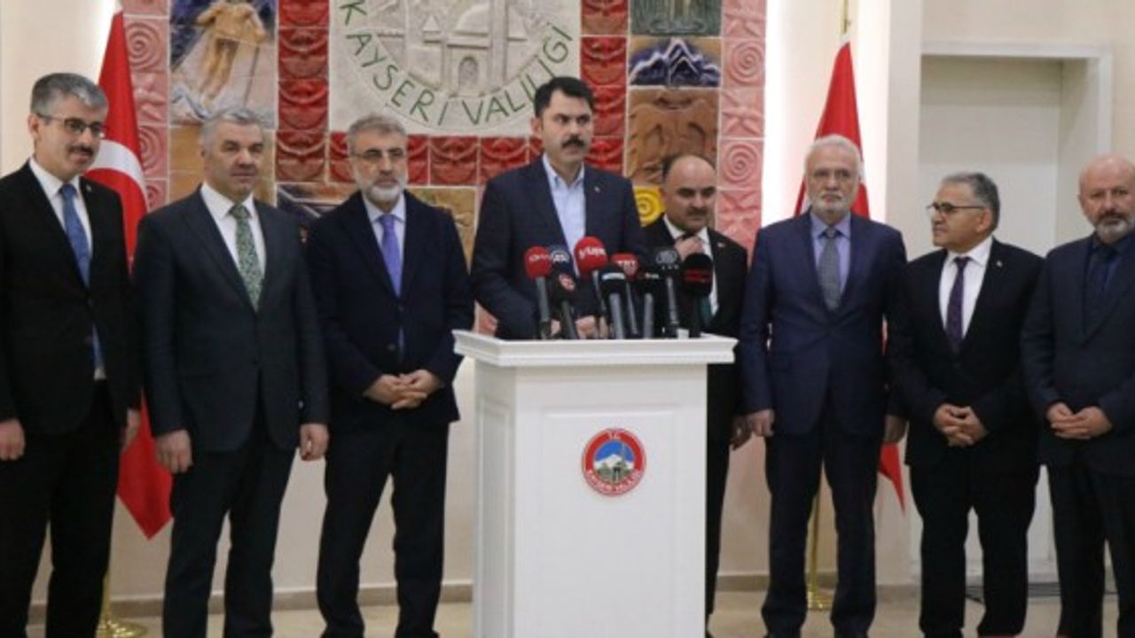 Bakan Kurum: "Poşet kullanımı ilk ayda yüzde 65 düştü" 