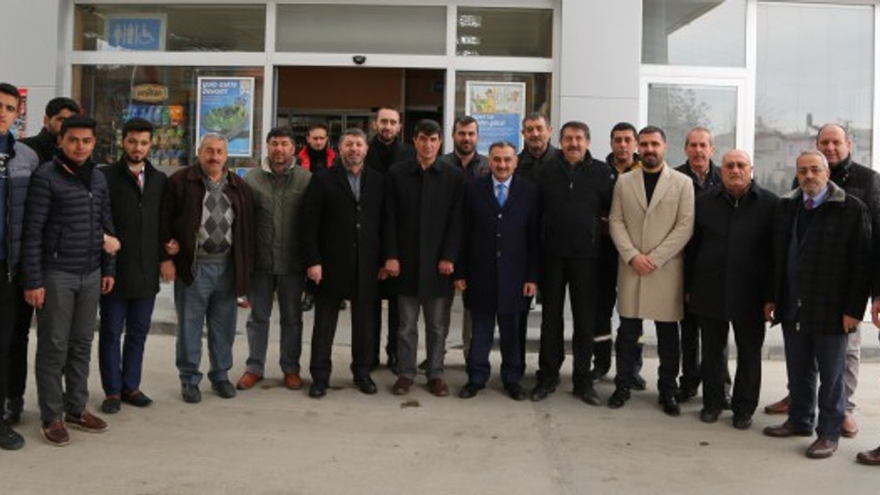 Cumhur İttifakından Cumhuriyet Caddesi esnafına ziyaret 