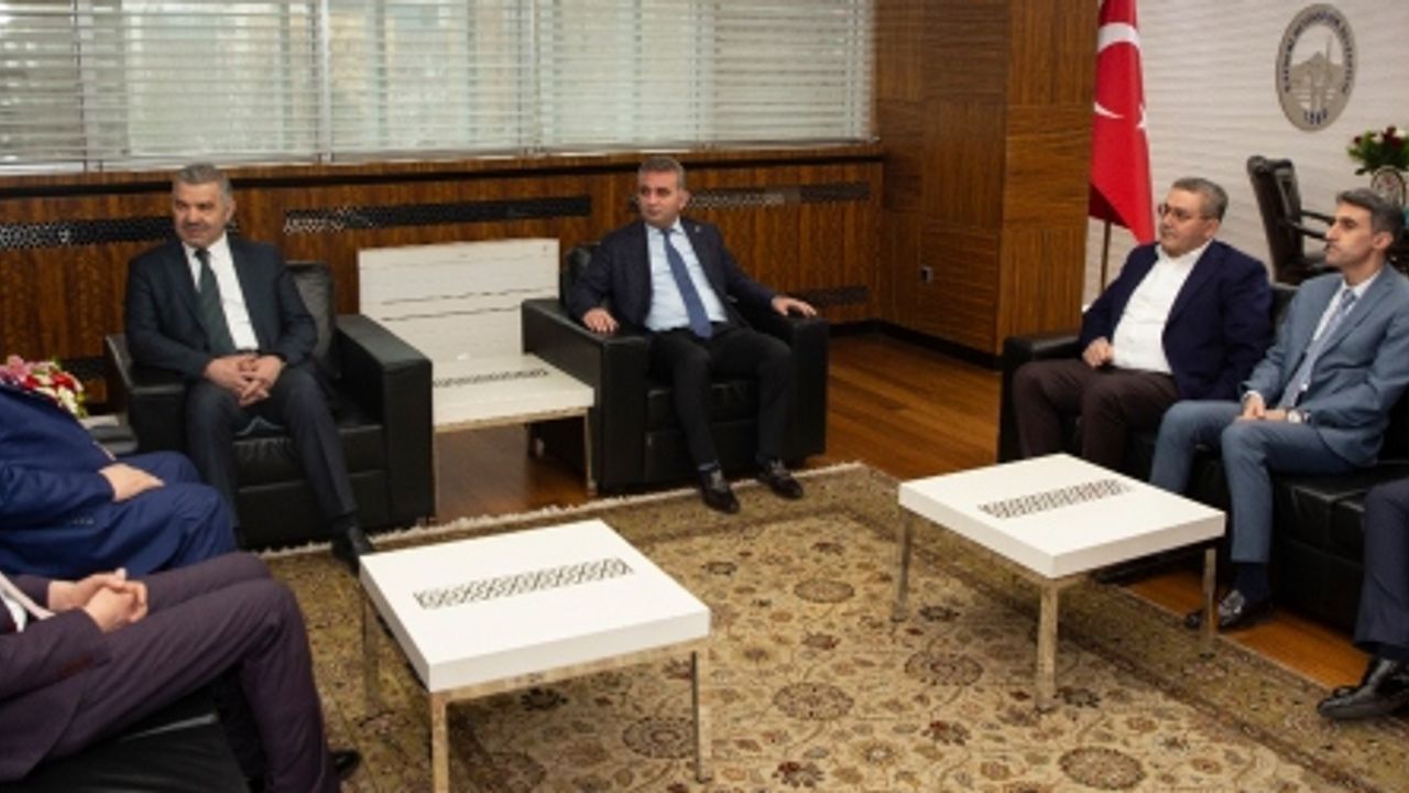 Kayseri OSB Başkanı Nursaçan, Başkan Çelik’i ziyaret etti 