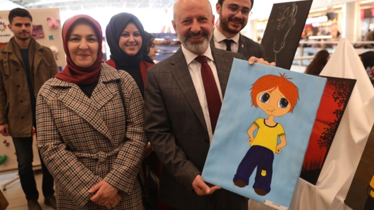 "Eğitimlerle geleceğin Türkiye’sini inşa ediyoruz" 