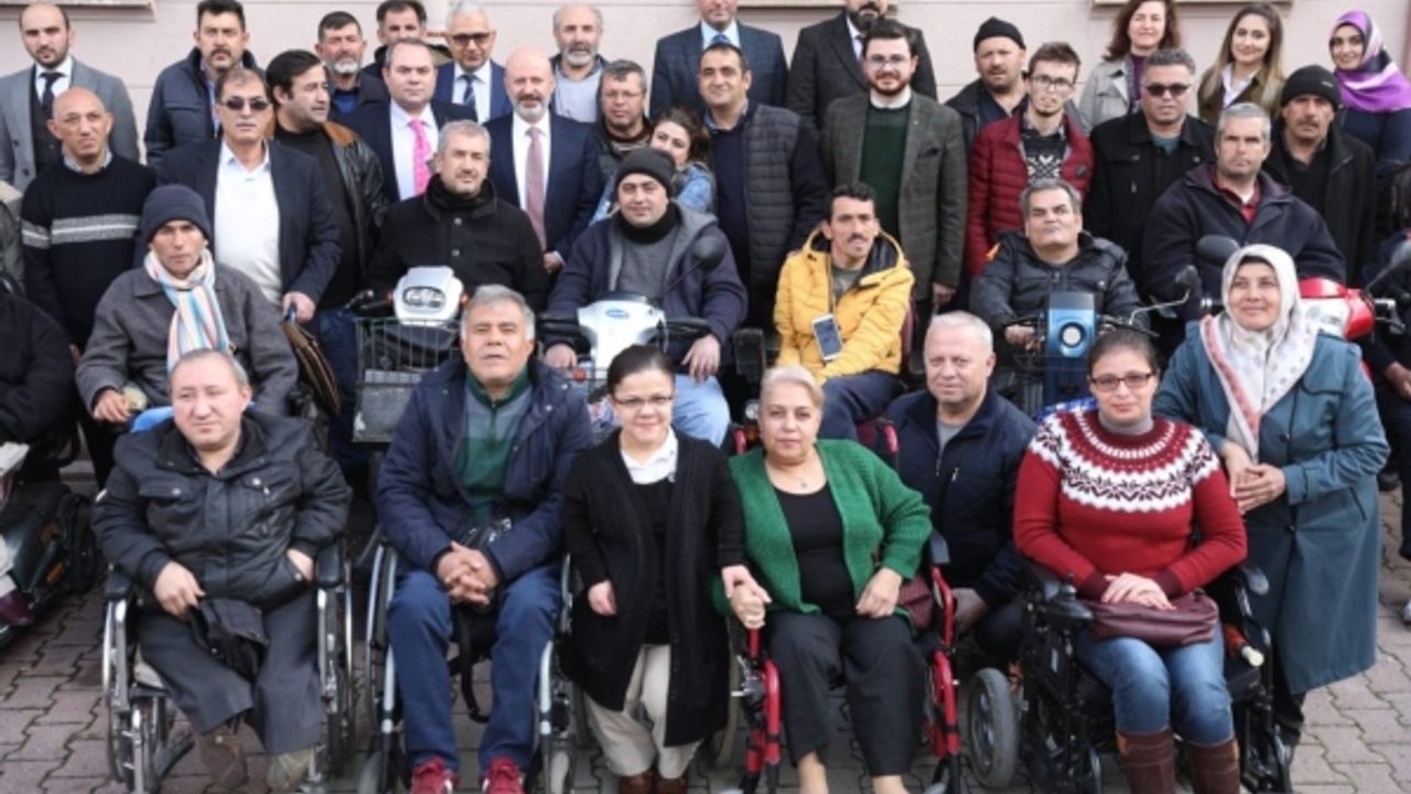 "Toplumun her kesimine hizmet üretiyoruz" 