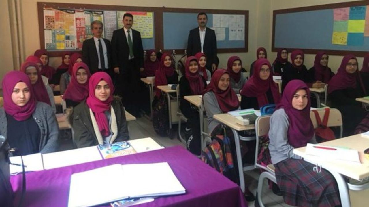 İlçe Milli Eğitim Müdürü Toprak okul ziyaretlerine devam ediyor 