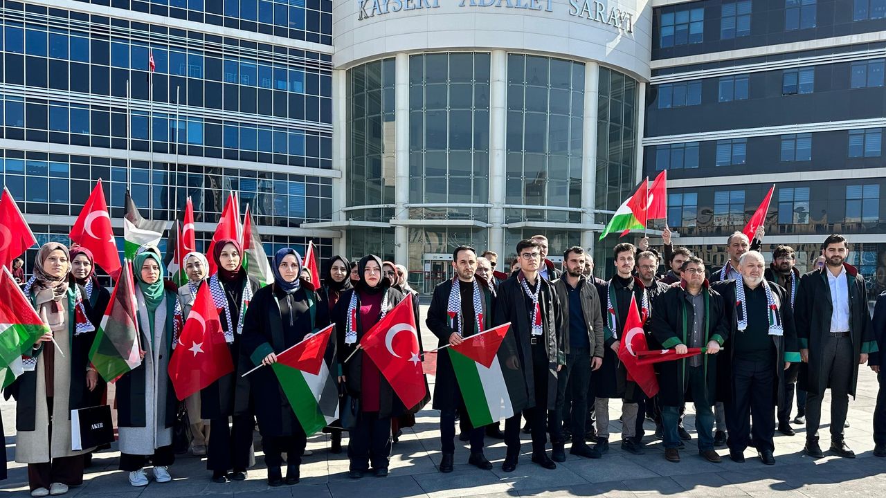 Kayseri 'de Avukatlar Gazze İçin Yürüdü!