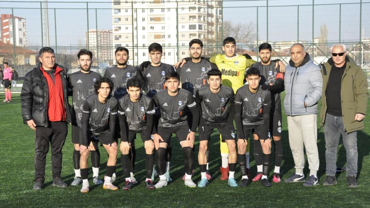 Varmı Atletikspor’a Yan Bakan!