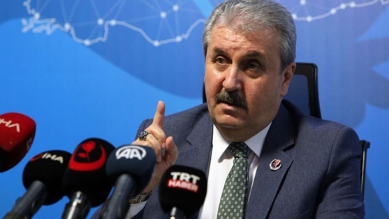 Destici: Hadsiz Adam Sen Kimsin ki!