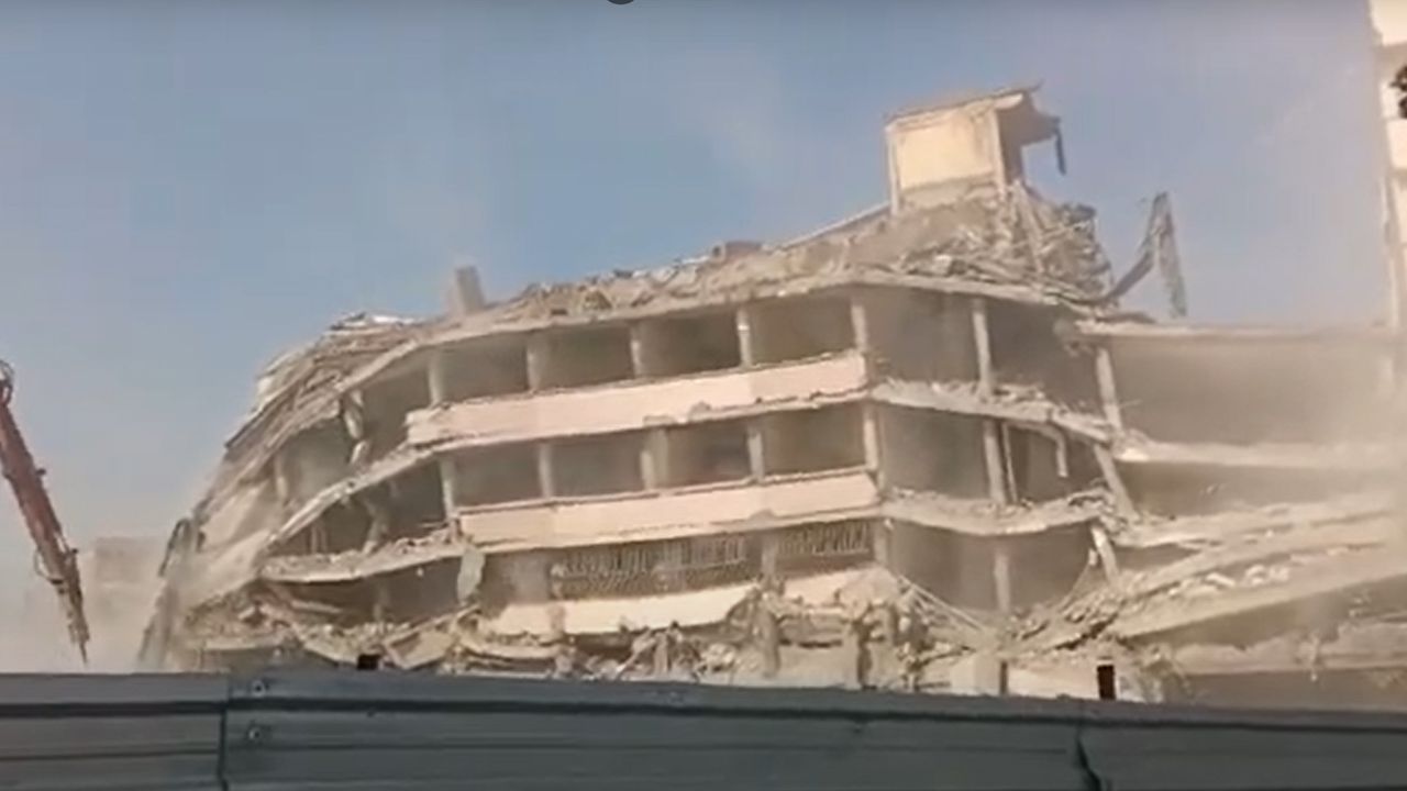 Kayseri Devlet Hastanesi Yıkılıyor