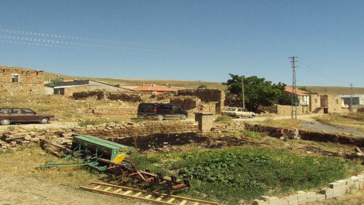 10 Mahalle 2 Apartman Nüfusu Etmiyor!