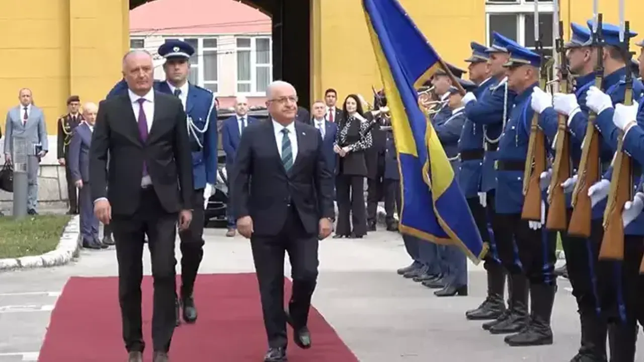 Bakan Güler, Bosna Hersek Savunma Bakanı Helez İle Görüştü