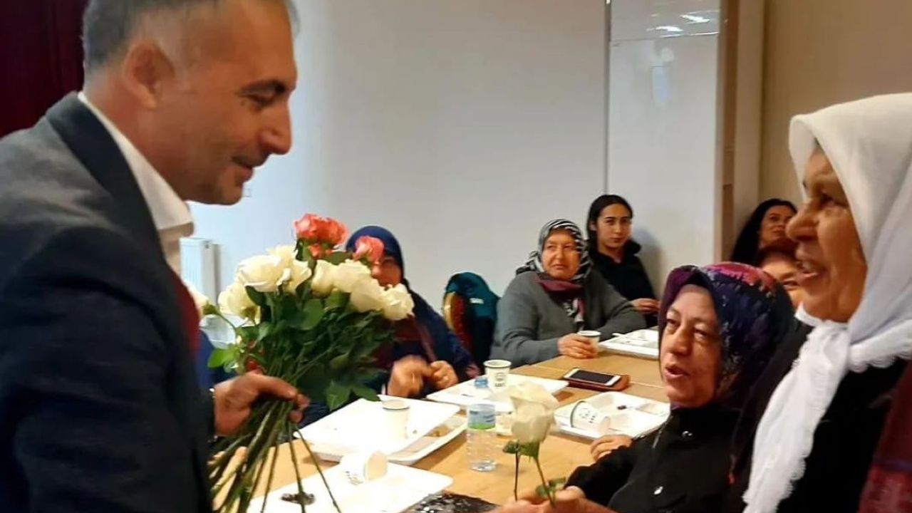 Baki Bayrak: Her İnsanın Üzerinde Bir Kadın Emeği Var