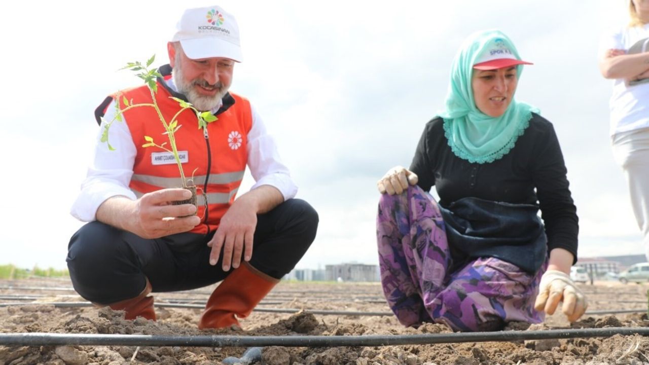 Kocasinan’da Kadınların Gönlü Fethediliyor!