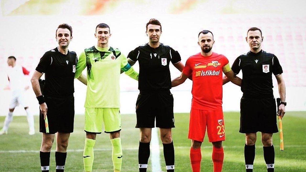 Alim Kandemir Hakemliğe Veda Etti!