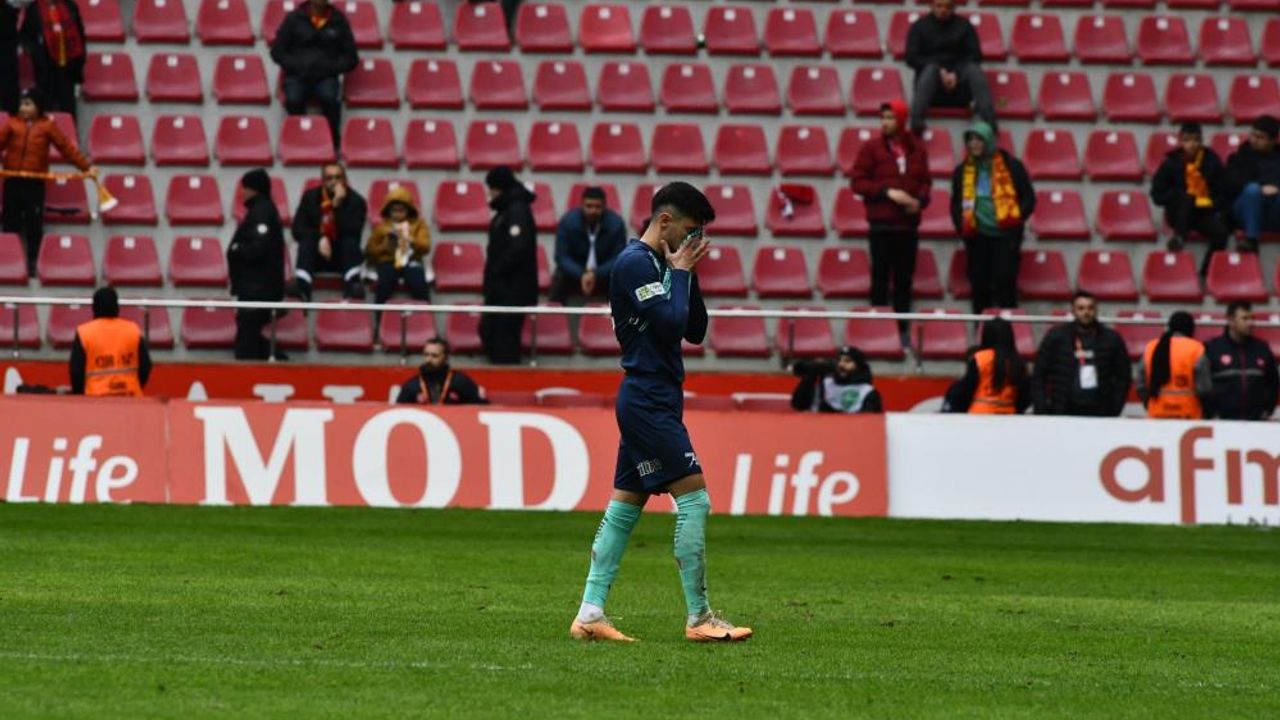 Kayserispor'lu Futbolcu Disiplin Kuruluna Sevk Edildi
