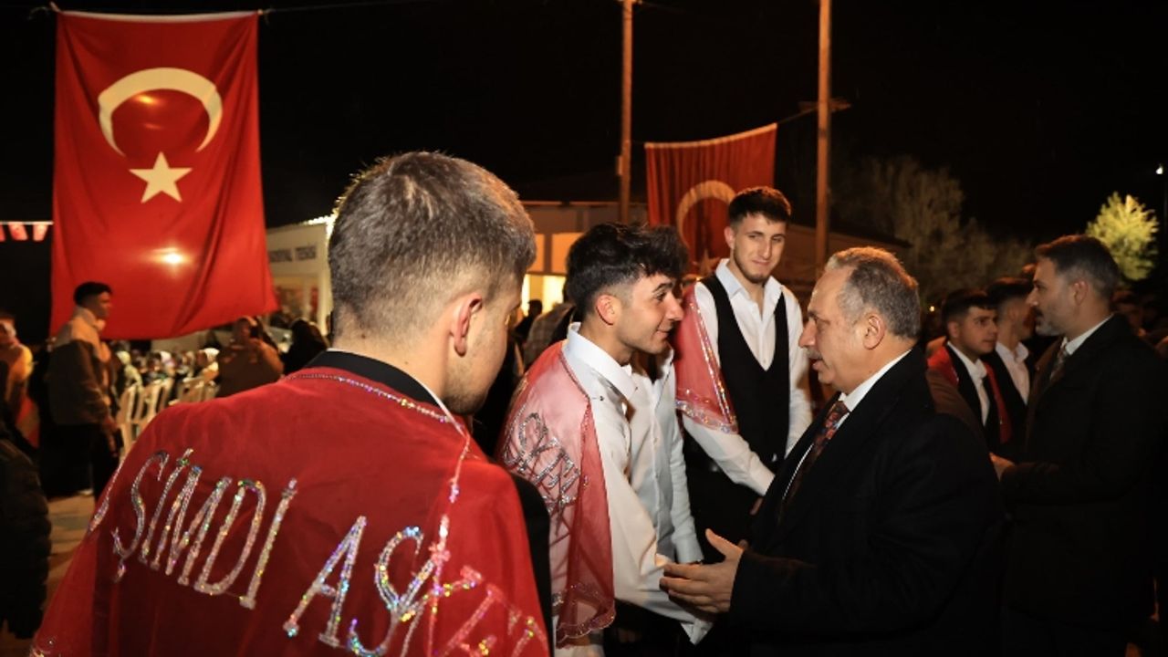 Başkan Yalçın Genç Askerleri Yalnız Bırakmadı