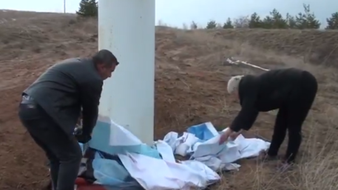 Kayseri’de CHP’li Adayın Pankartlarına Saldırı