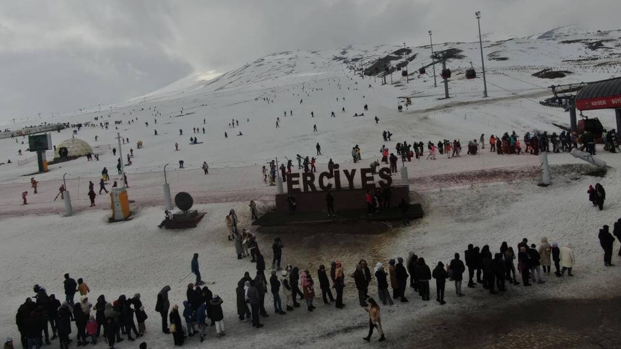 Erciyes’e Turist Akını