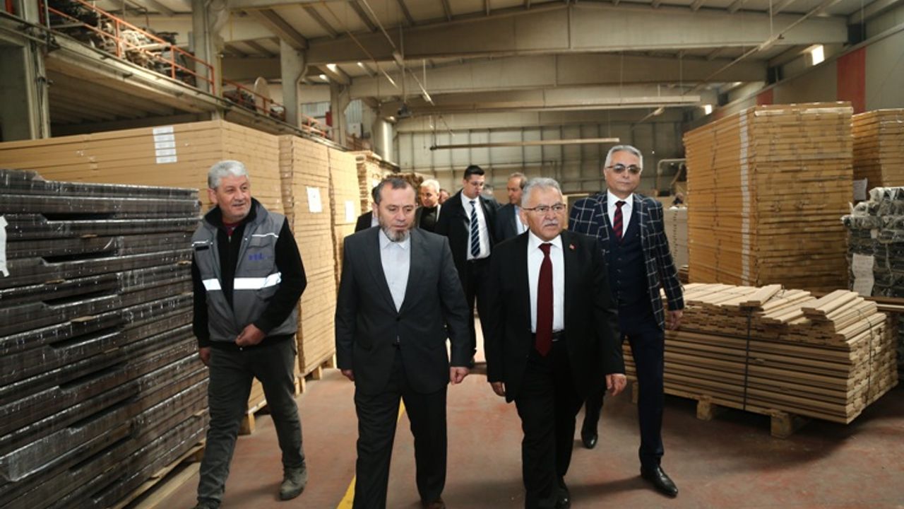 Başkan Büyükkılıç OSB'de Hangi Fabrikaları Gezdi?