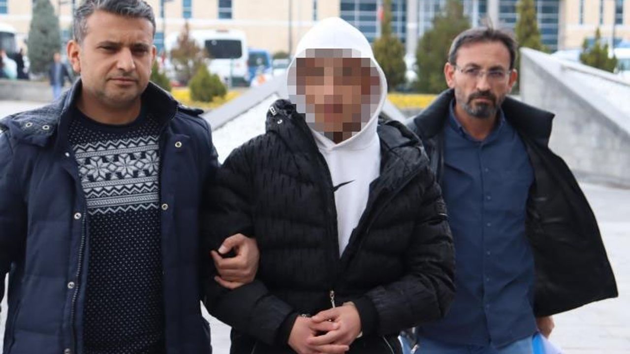 Dayak Yemeyi Hazmedemediği İçin Öldürmüş!