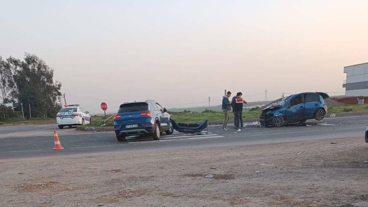 Cip ile Otomobil Çarpıştı: 1 Ölü, 2 Yaralı