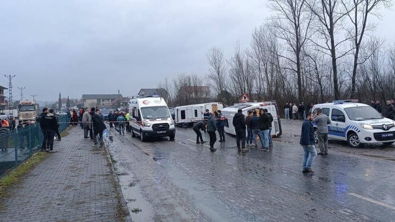İşçi Servisleri Kaza Yaptı: 1 Ölü, 15 Yaralı