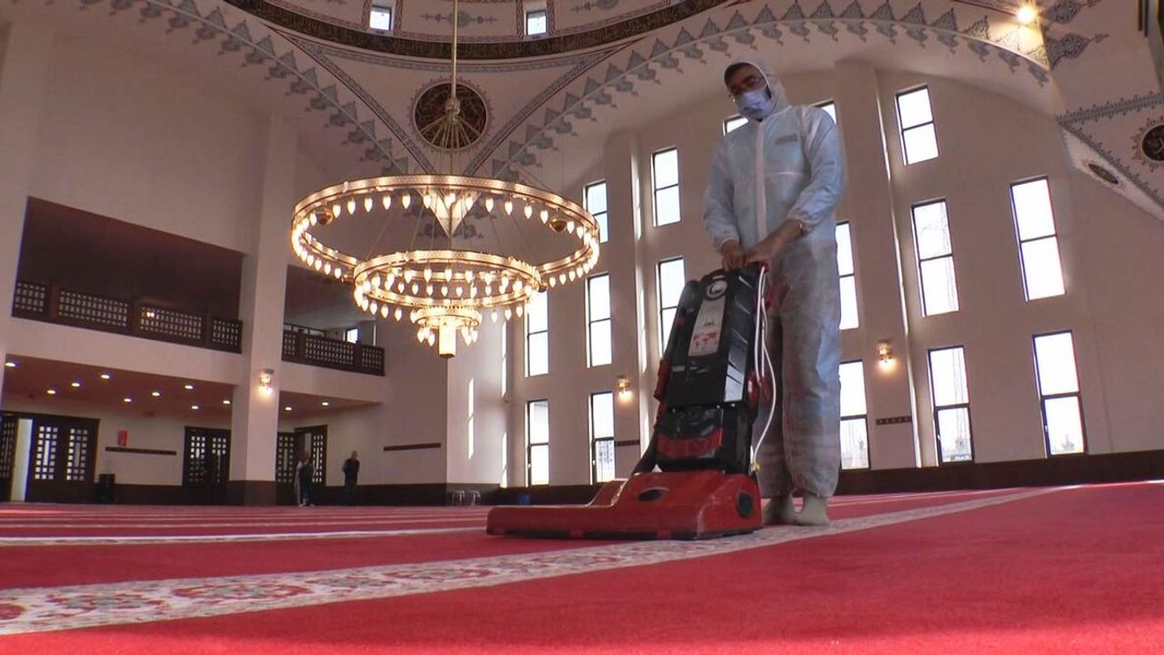 Ramazan’da Camiler Gül Kokacak!