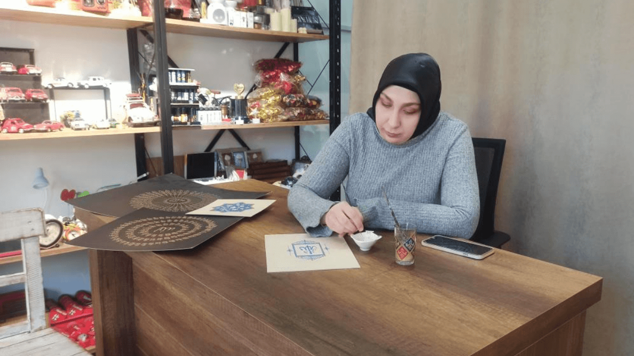 Depremzededen Sanat Eseri Gibi El Emeği