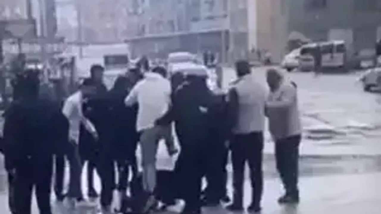 Karısını Bıçakladı! Dayaktan Kaçamadı