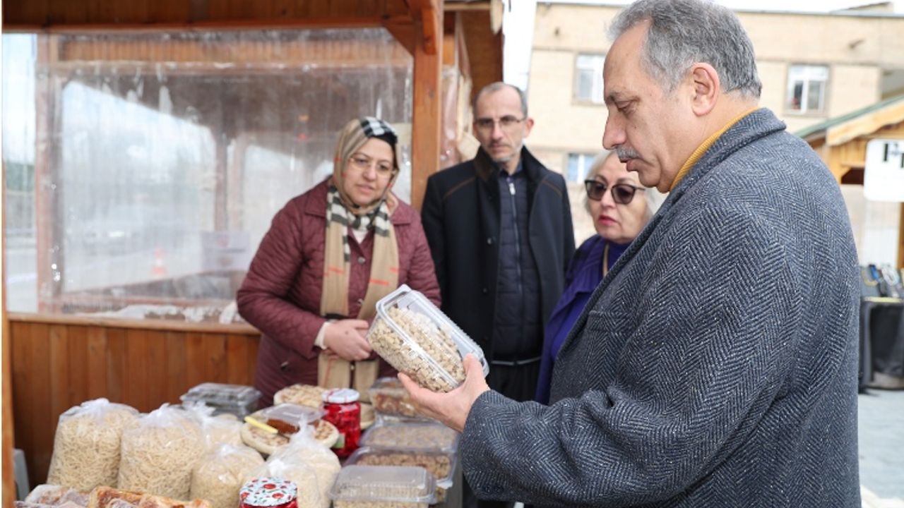 'Maharetli Eller'Günü Hız Kesmeden Devam Ediyor