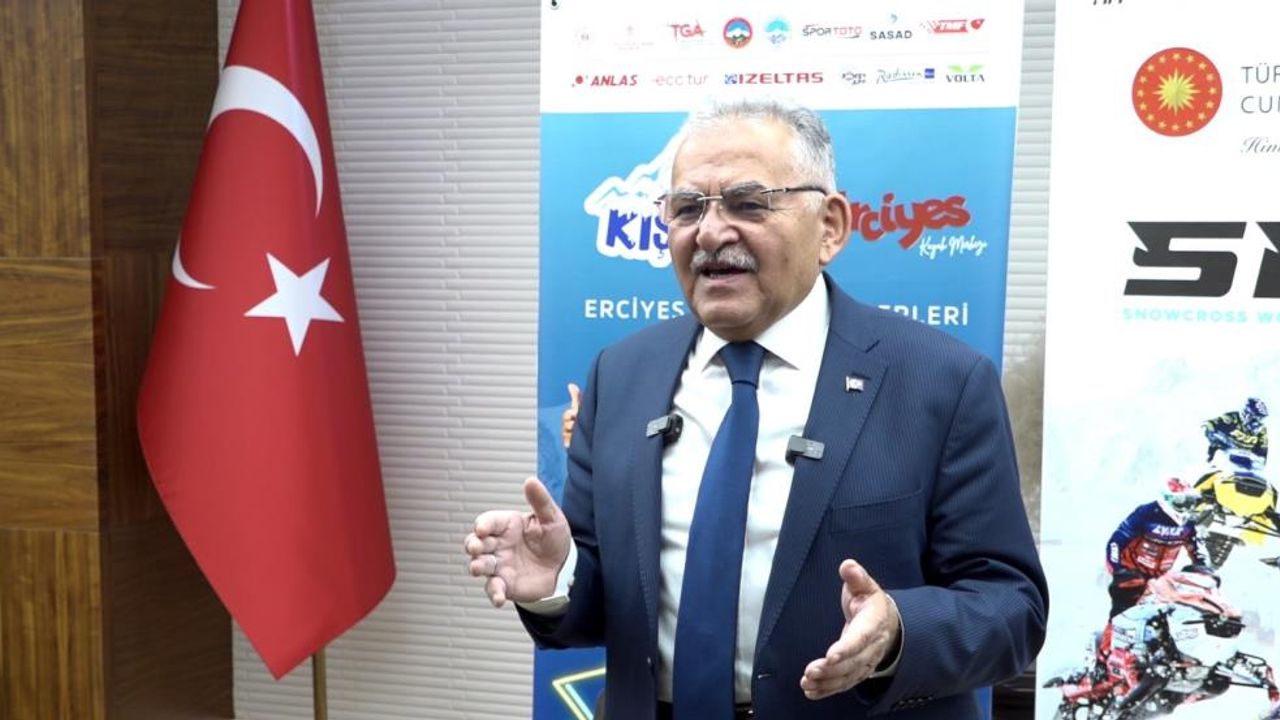 Memduh Büyükkılıç Tüm Kayseri'yi Dünya Şampiyonasına Davet Etti