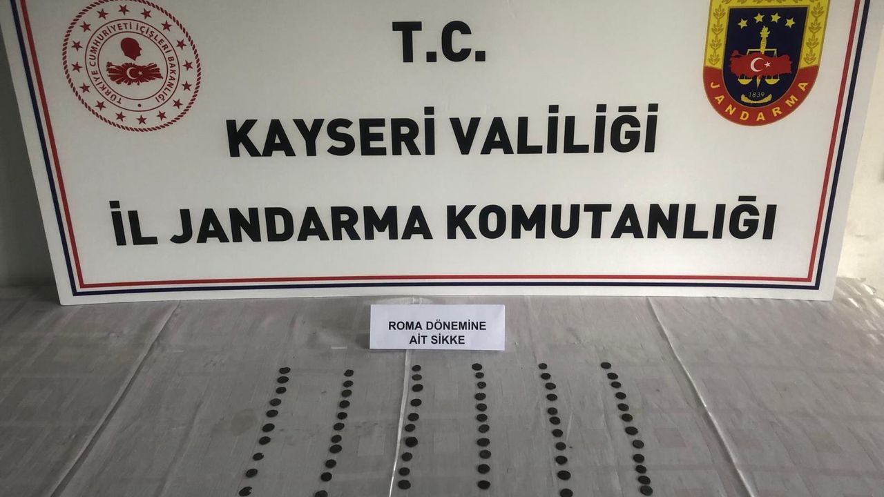 Kayseri’de Kaçak Kazı Yapan  Defineciler Yakalandı!