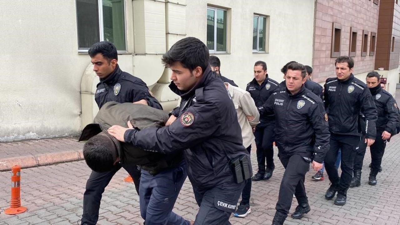 Yılanlar Grubu Çetesinde Önemli Gelişme! Tutuklandılar!