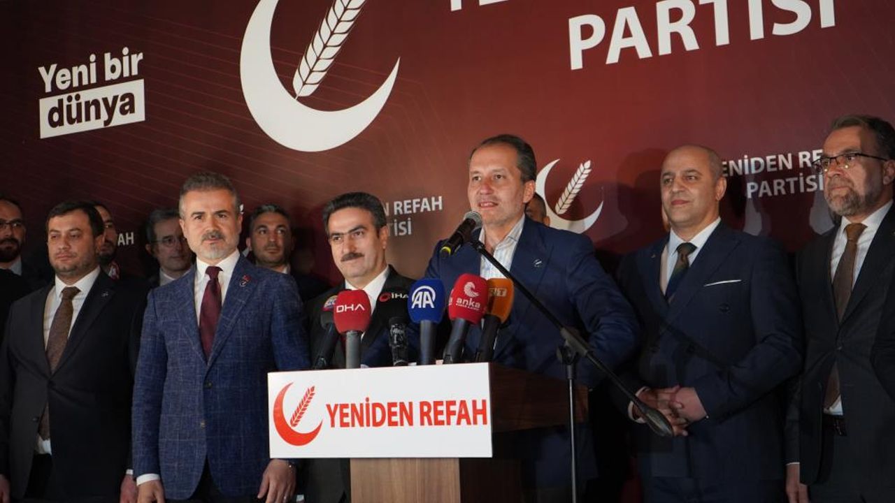 Erbakan: Milletimiz İktidar Partisine Sarı Kart Göstermiştir