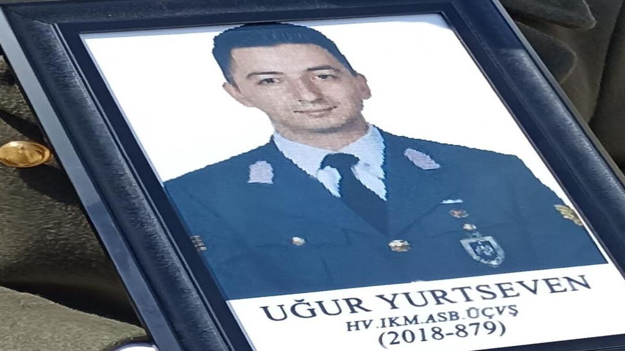 Astsubay Uğur Yurtseven, Memleketi Sivas'ta Toprağa Verildi!