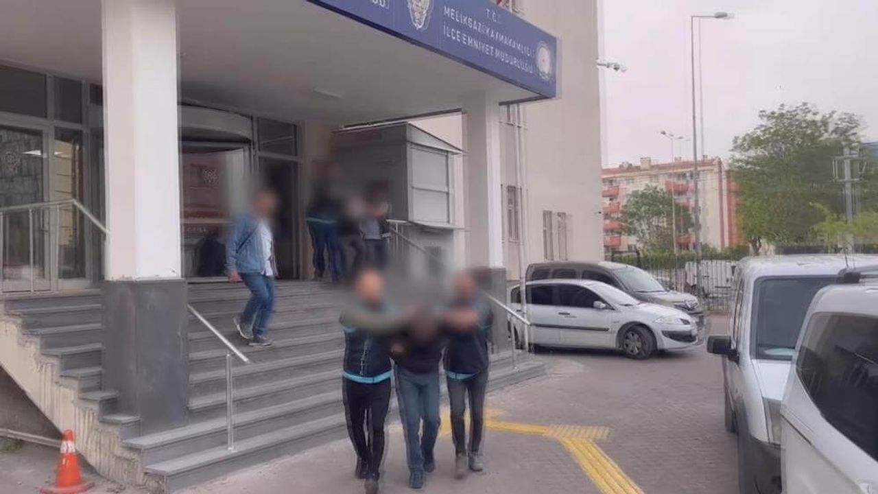 Bağ Evi Farelerine Baskın: 460 Bin TL Değerinde Malzeme Ele Geçirildi