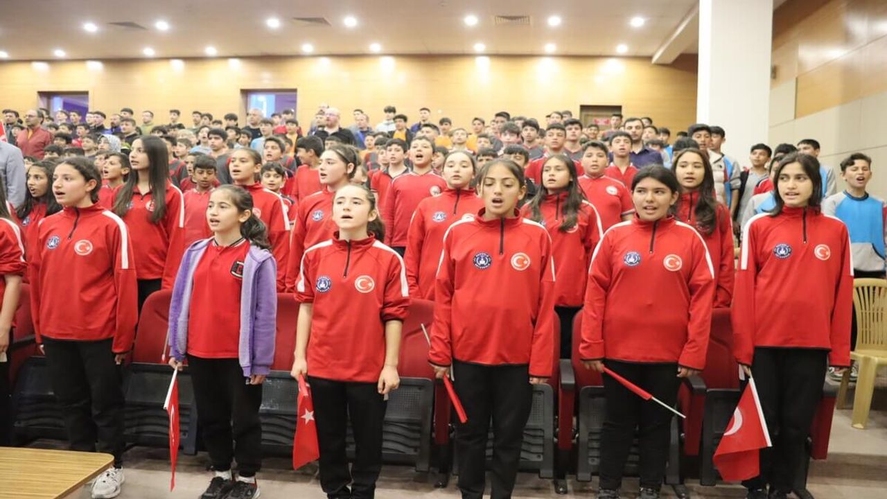 Geleceğe Yön Verecek Sporcular Bir Araya Geldi!