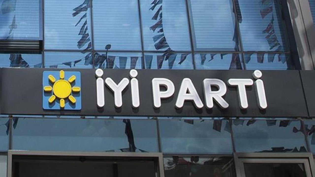 İYİ Parti'de Neler Oluyor? Olağanüstü Kongre Ertelenecek Mi?