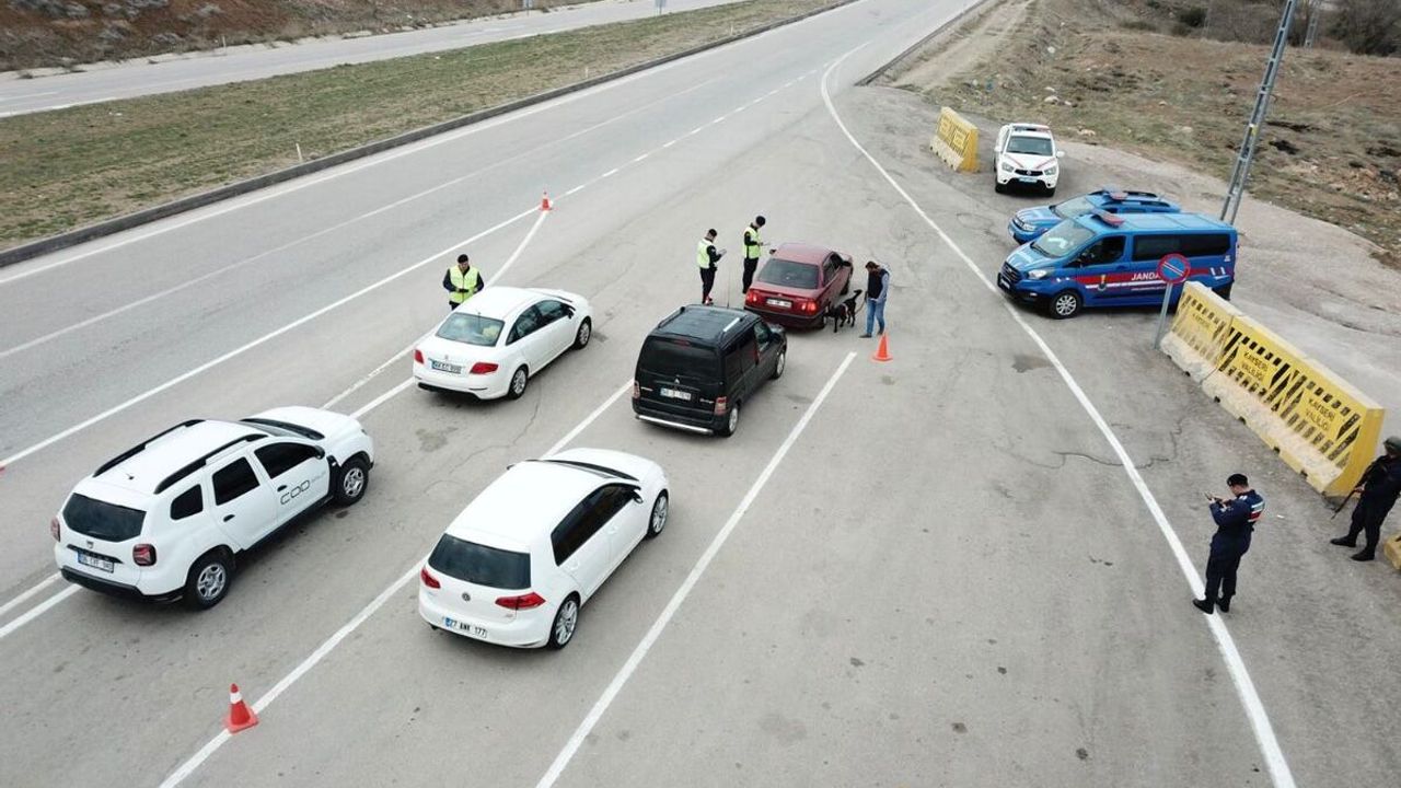 Kayseri’de Jandarma Havadan-Karadan Kuş Uçurtmadı!