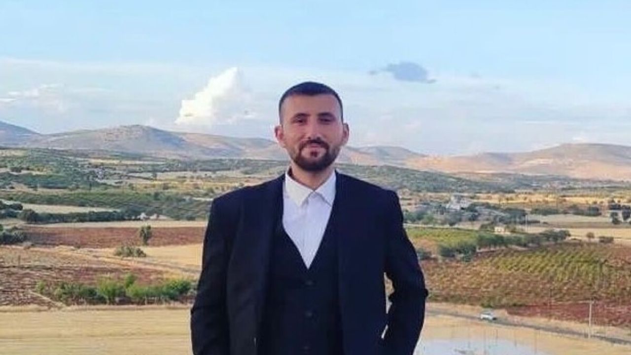Motosiklet Devrildi Otomobil İki Kişiyi  Ezdi! Kan Donduran Görüntüler!
