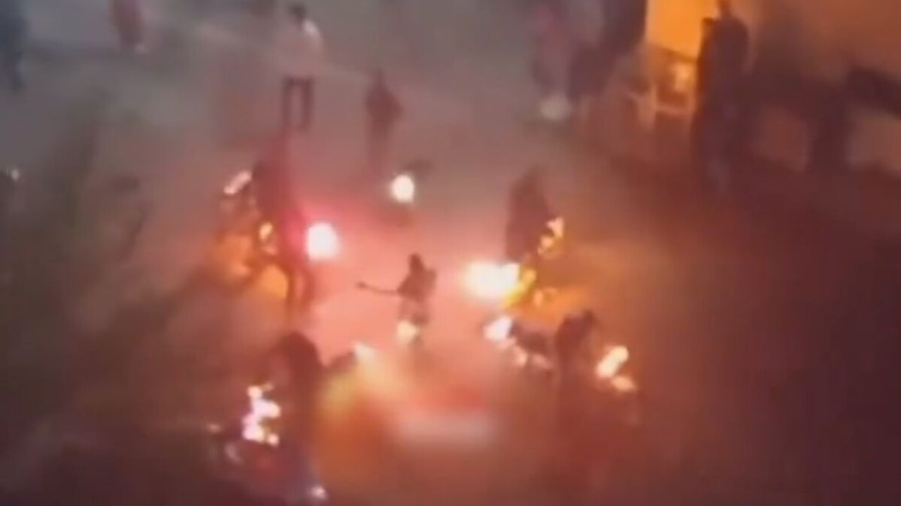Motosikletli Gençlerin Gürültülü Eğlencesinde Sürpriz Son!