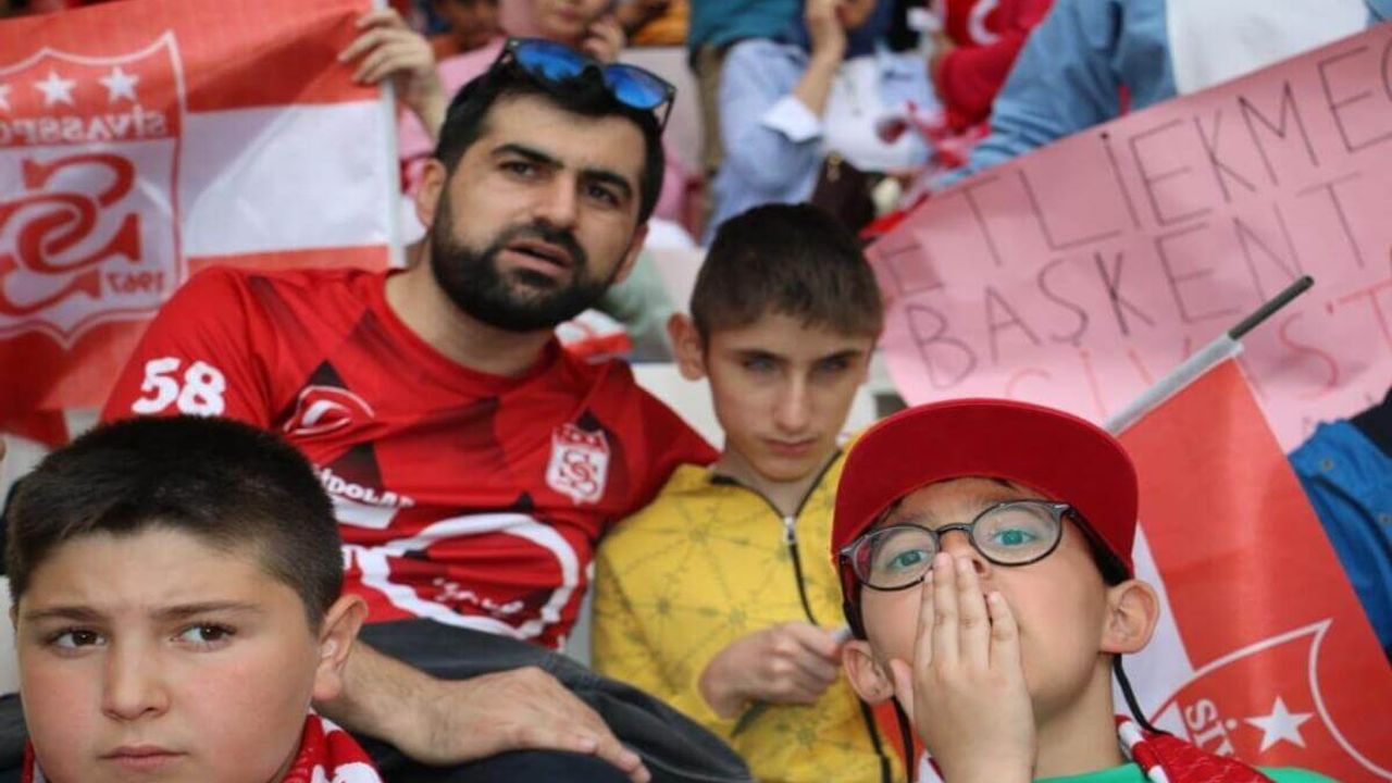 Öğretmenin Bu Davranışı Takdir Topladı!