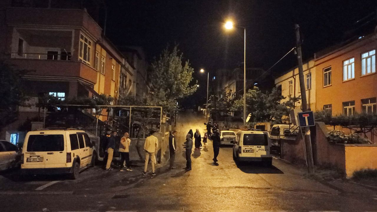 Kayseri'de Suriyeliler Birbirine Girdi! 2 Yaralı